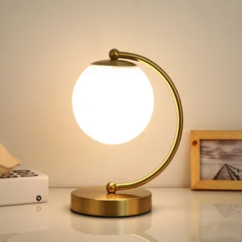  Modern Led masa fener direği-Modern İskandinav masa okuma lambası Yatak Odası Otel Ev Dekorasyon masa lambası Göz Koruması Altın